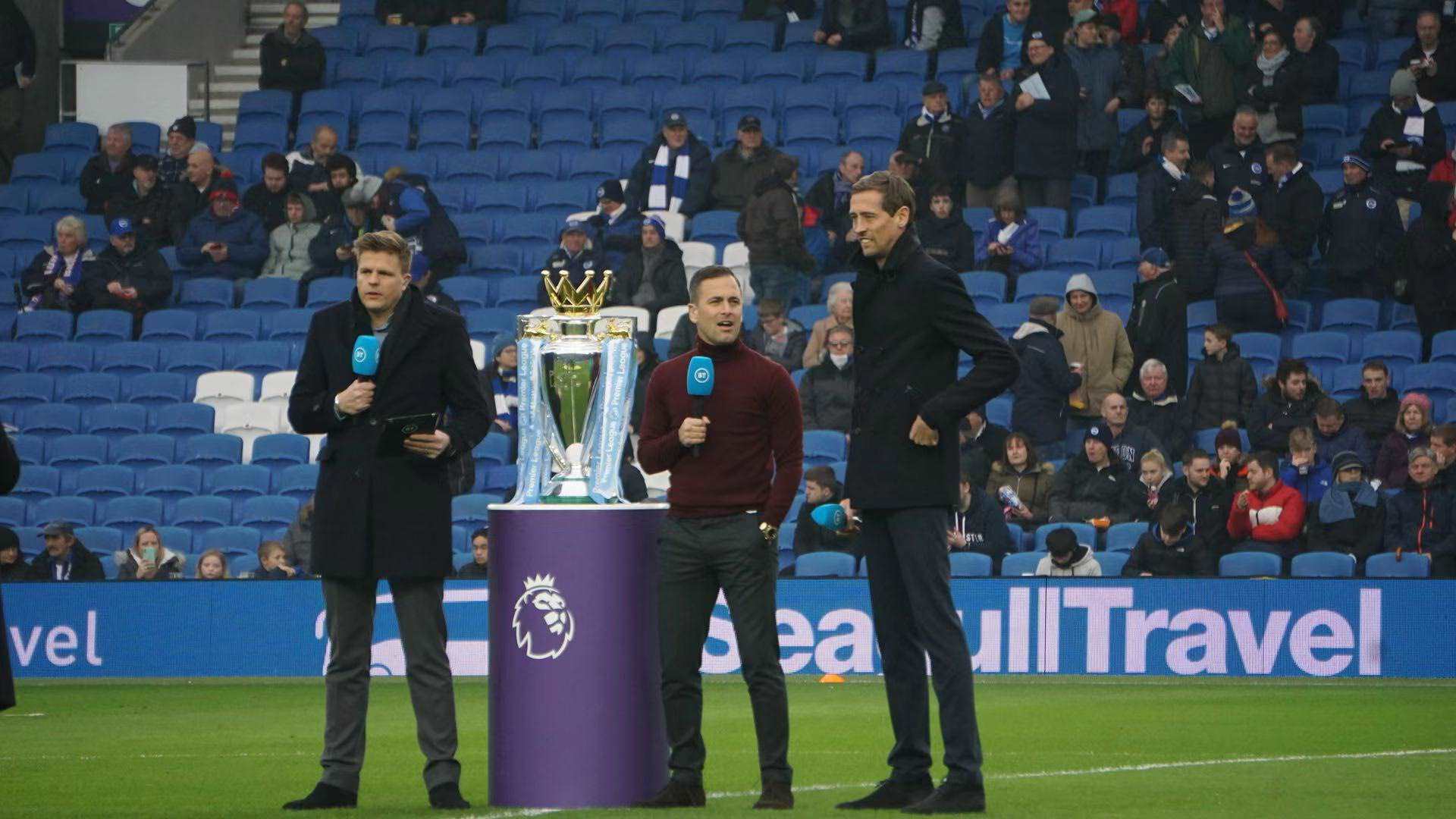 表现来回应 表现来回应