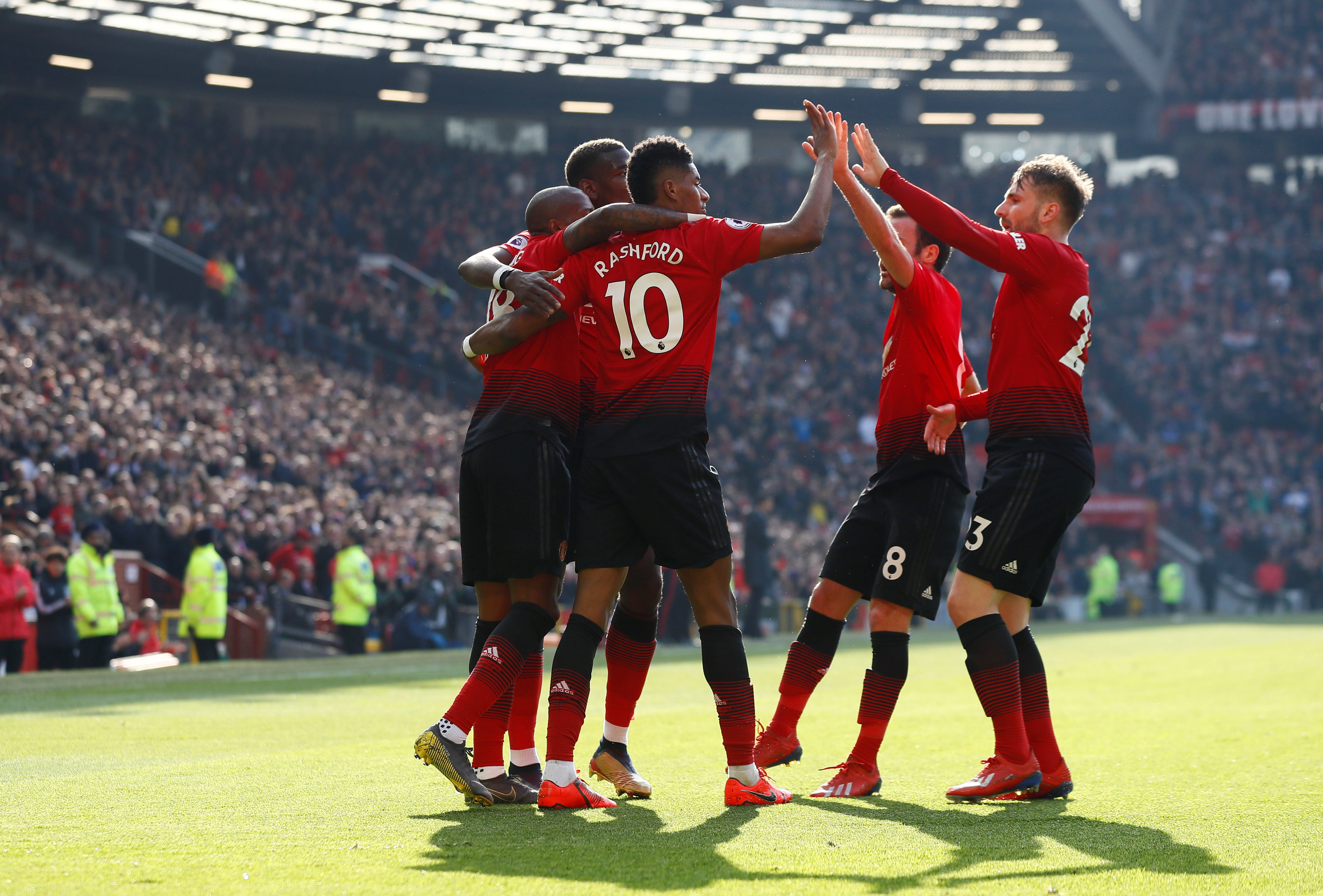 也强化了他 也强化了他